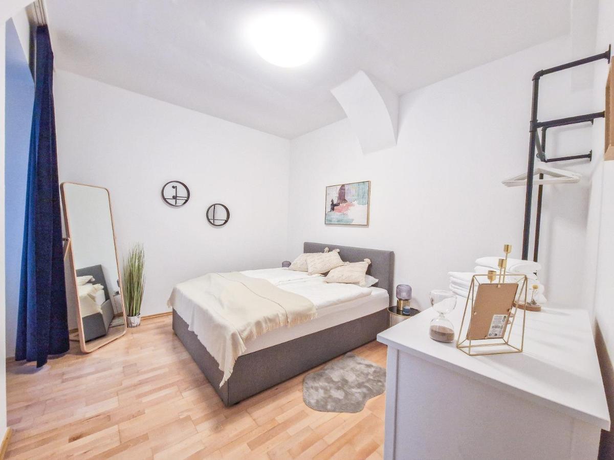 Feelhome - Design Apartment Fur 4 Gaste - Smart Tv - Naschmarkt Vienna Exterior photo
